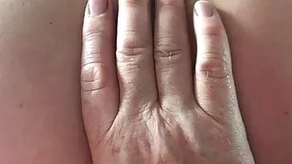 blonde fucking her pussy to orgasm and squirting