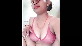 Indian Hot Bhabhi with Big Boobs