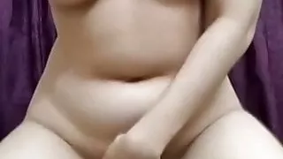 Bhabhi zeigt Nacktheit vor der Webcam