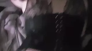 Chienne en manque mature de badoo pour feter Halloween