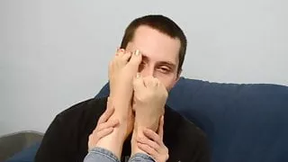 TSM - Lola has her sweaty feet worshiped