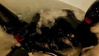 Latex Bath