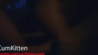 Ein Fremder creampies mich im Hotelzimmer von hinten