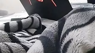 Ehemann erwischt Frau beim Ficken des Stiefsohns in der Isolation