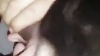 Femme au foyer doigte sa chatte mom milf cougar mouiller wet