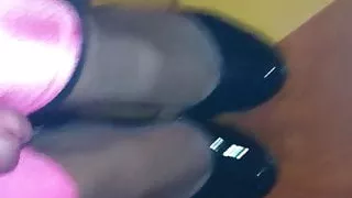 legjob And Cumshot in heels