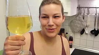 Daddy’s Slut – Good morning, pee friends!