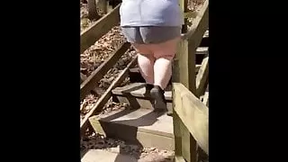 SSBBW walking up..