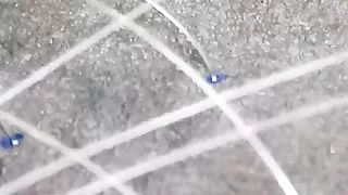 Indische Stiefmutter wird von Gamer-Stiefsohn in Isolation geprügelt