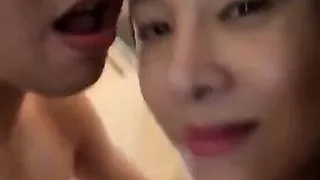 Ngentod Tante Muda yang Cantik