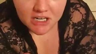 Sexy BBW Sucking Cock