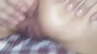 Showoff gf pussy