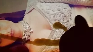 Neu verheiratete Kajal Agarwal Sperma Tribut