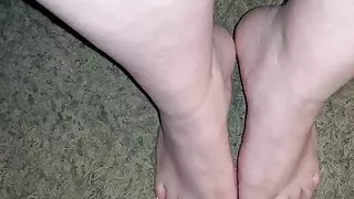 Cum all over sexy pink toes (Feet Cumshot)3