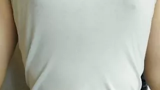 tetas pequenas sem sutiam