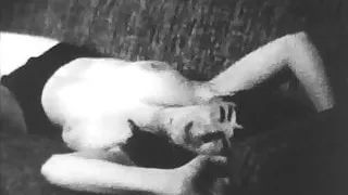 Bettie Shows Off Her Assets