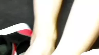 mira and lyla use bobby under their feet