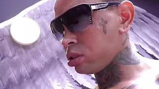 Inked bubble butt shemale sucks big cock before a hot fuck