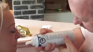 Oldje - Fruity Teen with Kate Sweet