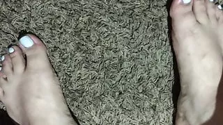 Messy Cumshot On Sexy Latina Feet