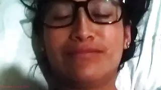 Lazlosex gives her petite friend a facial