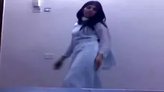 Super sexy n cute babe mahida Khan nude 1