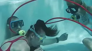 Underwater blowjob goes two way