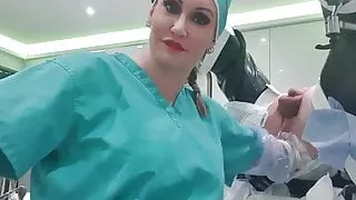 Amazing fisting to the rhythm - elbow deep