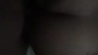 Thot macht heimliche Backshots im Dunkeln