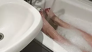 Girl Washes Body Passionately and Masturbates Pussy - Amateur