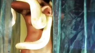 Having Sensual Delights Fulfilled In India Sex Moment