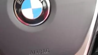 Stiefmutter fickt im Auto