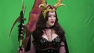 Kat Dennings & Beth Bers - 2 Broke Girls