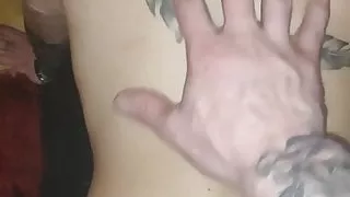 Arsch versohlt und Arsch gefickt