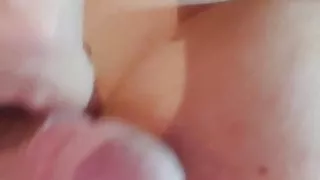 Masajes en los pezones con la polla!!!