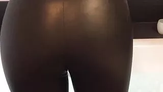Leather leggings get very wet in the bath