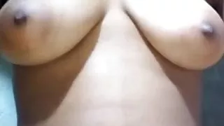 Desi Girl Records Nude Selfie Video