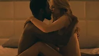 Kristy Dawn Dinsmore. Heather Graham - ''The Stand'' S01E02