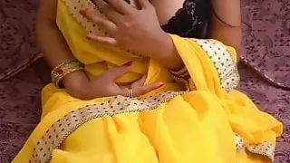 Solo Play with Boobs And Pussy wearing Sari