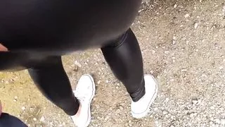 Lilli Vanilli fucking in cirre leggings