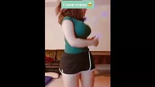 Cute, Thick Nerdy Pawg