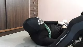 Asiatischer Meister und ich in Gummi