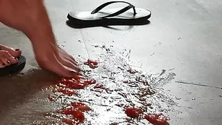 smashing the tomatoes