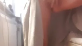 Just wanted to flash my pussy