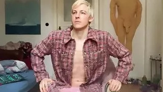 Sissy Is Always Hungry For Raw Cock