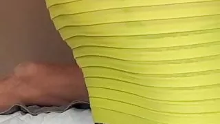 enfin j 'ai pu lui peloter son cul