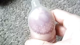 Toolkit Geschenk gebrauchtes Kondom