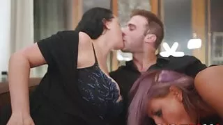 Got Step Mum – Threesome With Milf  Babe & Big Cock