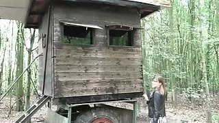 Weggeschlichen und durchgefickt