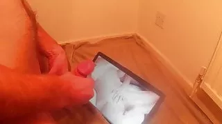 femdom-fucktoy tributes MaxiLovers as requested